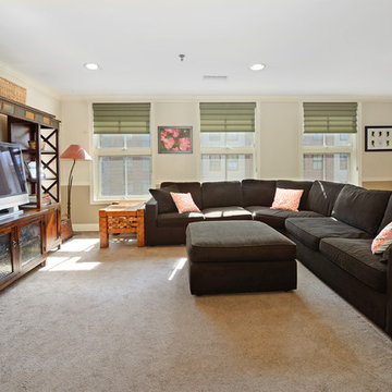 825 Adams