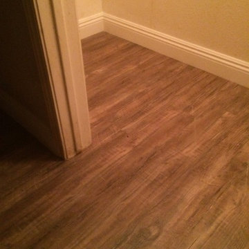 Rustic Reclaimed Oak 3mm luxury vinyl planks