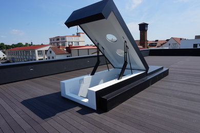 Design ideas for a contemporary terrace in Frankfurt.