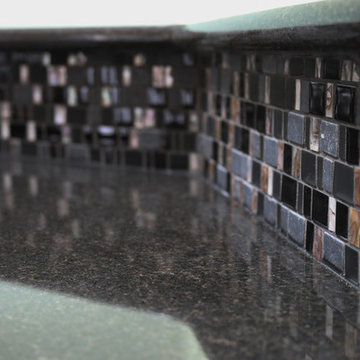 Clinton Residence - Granite, Tile Backsplash & Carpet
