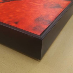 Canvas in floater frame - Products