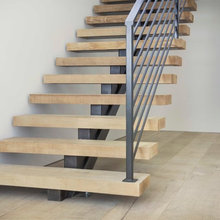 D 26 - Staircase