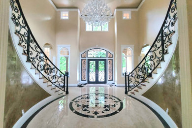 Example of an entryway design in Seattle