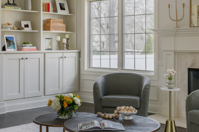Living room - transitional living room idea in New York
