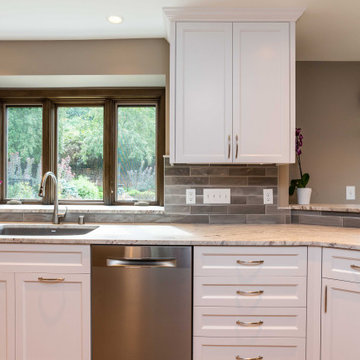 Modern Gray and White Kitchen with Peninsula Seating for 4
