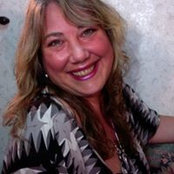 Julie Stephens's photo