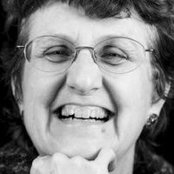 Lois Kazakoff's photo