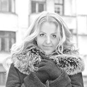Ag Nė's photo