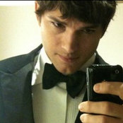Ashton Kutcher's photo