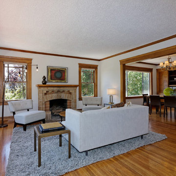 14 Roslyn Ct. Oakland