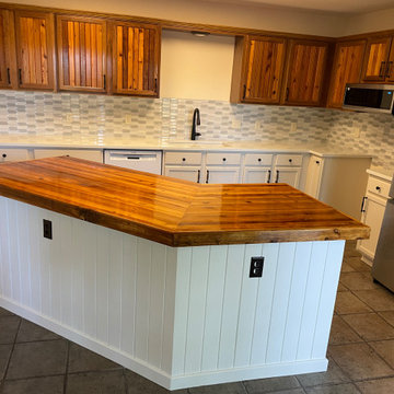 KITCHEN BACKSPLASH - Grey / White / Beige Picket Tile