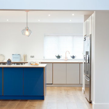 Contemporary plywood kitchen with Fenix finish and Bora hob