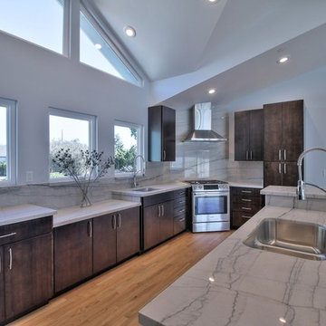 Campbell Contemporary Kitchen