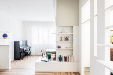 Foto di case e interni minimalisti di medie dimensioni