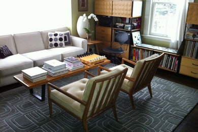 Minimalist living room photo in Boston