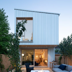 Innovative Modern in Vancouver - Fire Pits