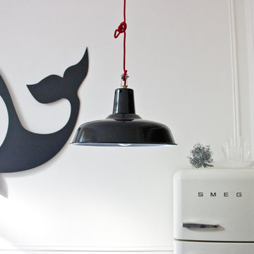 furnishing / styling / decorating apartment