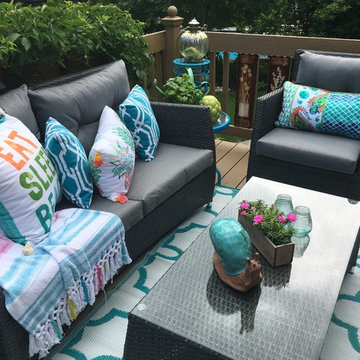 Pleasant View Outdoor Deck Decor
