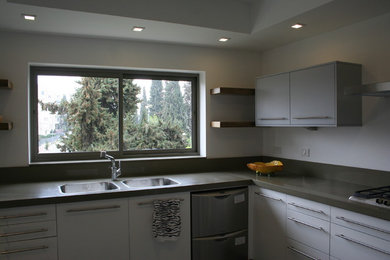 Kitchen photo in Other