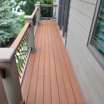 Lakeside Deck