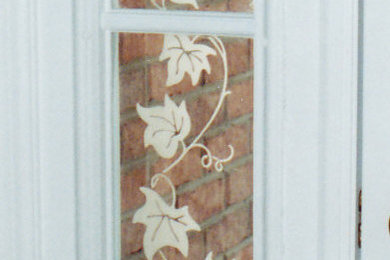 Entrance door side-lite with etched "ivy" vine