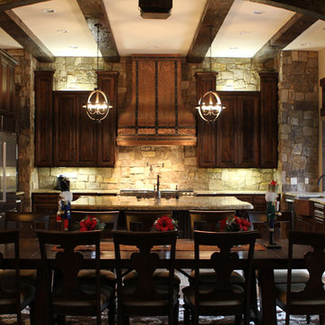 Bella Villa Copper Range Hood for Sunriver Resort Home