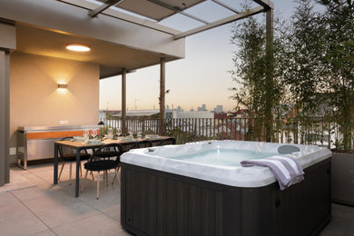 Appartamento con terrazza vista grattacieli di Milano