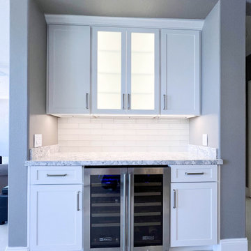 Polished & Chic Black & White Kitchen | Coto de Caza