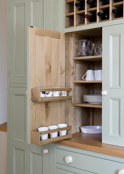 Country Kitchen by Hill Farm Furniture Ltd