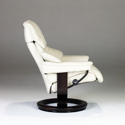 Reno by Stressless - Recliner Chairs