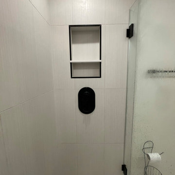 Ocean Front Guest Bath