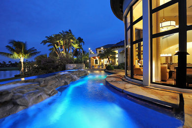 Pool - transitional pool idea in Miami