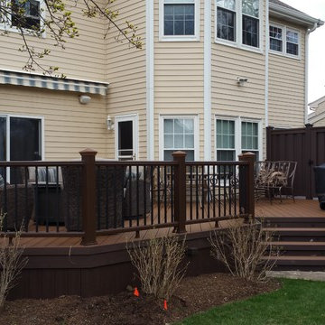 Low Maintenance Trex Transcend Deck With Privacy Wall