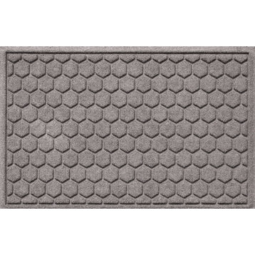 Aqua Shield 2'x3' Honeycomb Doormat, Medium Gray