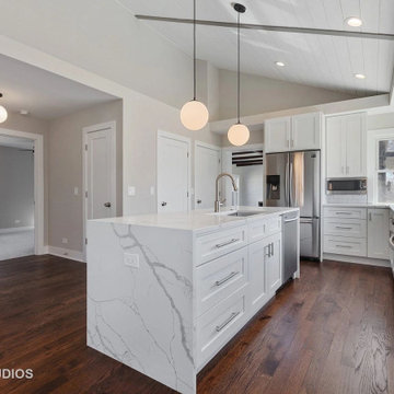 White Shaker Kitchen Cabinet