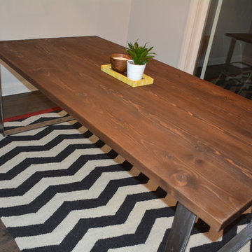 Reclaimed Wood Flat Steel Table