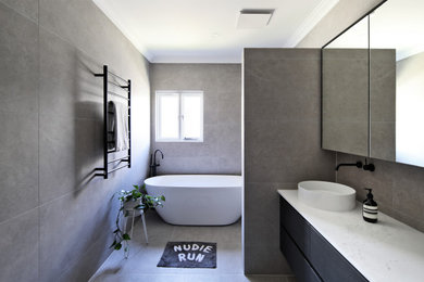 Inspiration for a contemporary bathroom in Perth.