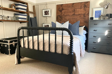 Inspiration for a transitional bedroom remodel in Toronto