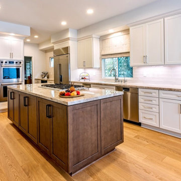 Ruhland Avenue Kitchen / Manhattan Beach, CA