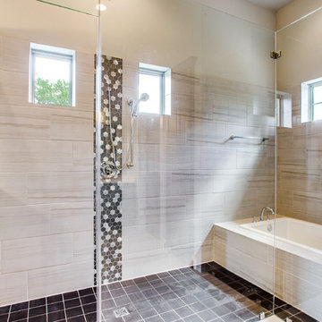 Owner's bath