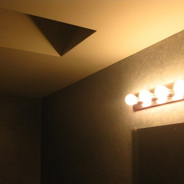 Master Bathroom/change room