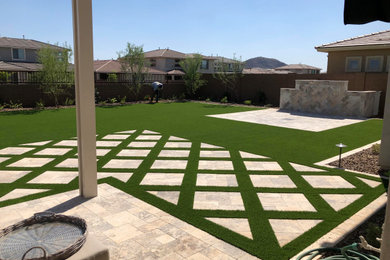 This is an example of a modern landscaping in Phoenix.