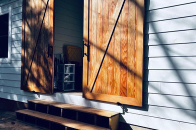 Exterior Barn Door (Dale City, VA)