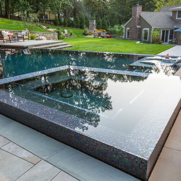 perimeter overflow spa with glass tile