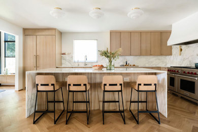 Inspiration for a midcentury kitchen in Austin.