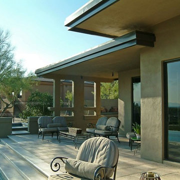 Paradise Valley Hillside Vanishing Edge Pool and Spa - Outdoor Living Area