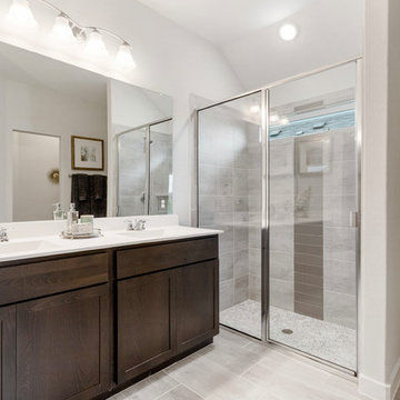 San Antonio, Texas | Paloma - Landmark Kimbell Owner's Bathroom
