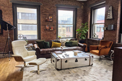 Inspiration for a living room remodel in New York