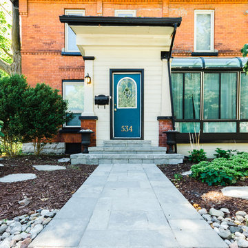 Simply modern Walkway