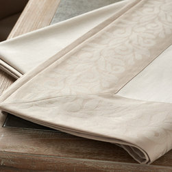 Geneva Tablecloth - Tablecloths